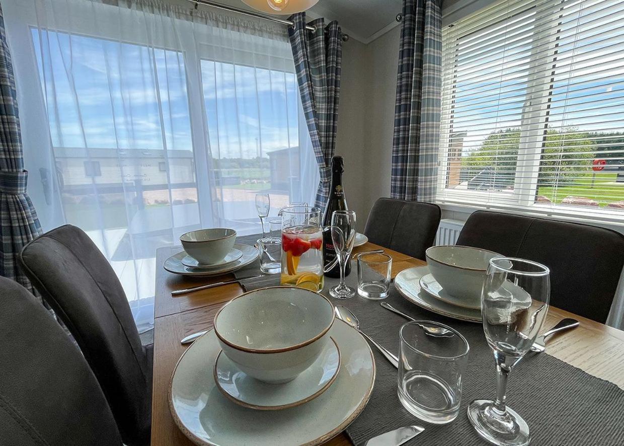 Hotel Westlands Country Park Annan Zewnętrze zdjęcie